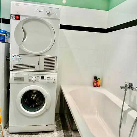 2 Sz - Toplage An Der Fuggerei - Altstadt In 5 Min Apartamento Augsburgo